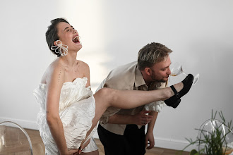 ช่างภาพงานแต่งงาน Evgeniy Lezhnin. ภาพเมื่อ 09.04.2024