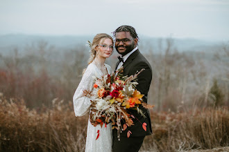 Photographe de mariage Hannah Lockaby. Photo du 11.12.2023