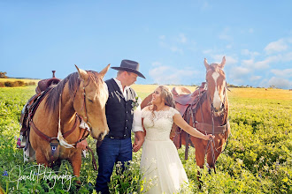 Fotografo di matrimoni Jewells Bee. Foto del 11.02.2019