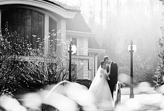 Bröllopsfotografer Mikhail Rakovci. Foto av 08.04.2023
