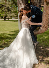 Huwelijksfotograaf Emese Grósz. Foto van 28.04.2024