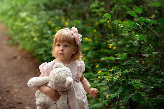 Wedding photographer Yuliya Loginova. Photo of 01.07.2025