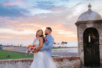 Fotógrafo de bodas César Vanegas. Foto del 03.01.2025
