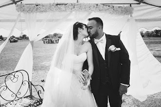 Wedding photographer Adrien Mathon. Photo of 14.04.2019