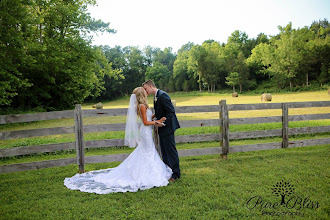 Wedding photographer Brittany Casteel. Photo of 12.10.2020