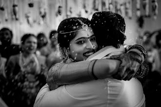 Fotógrafo de bodas Nandi Vardhan Reddy. Foto del 20.04.2024