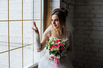 Wedding photographer Anya Volkova. Photo of 18.02.2020