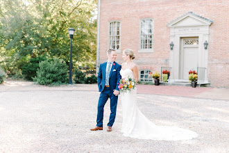 Wedding photographer Dani White. Photo of 20.11.2019