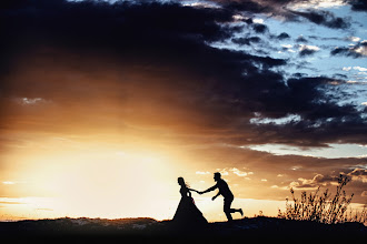 Jurufoto perkahwinan Mirek Basista. Foto pada 12.04.2024