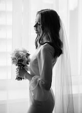 Wedding photographer Lena Popova. Photo of 17.01.2024