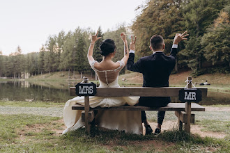 Wedding photographer Mihai Papucica. Photo of 25.07.2025