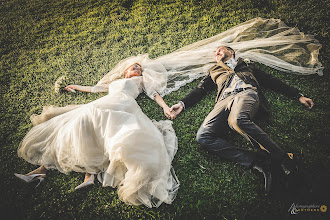 Jurufoto perkahwinan Photographers And Partners. Foto pada 04.05.2019