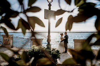 Wedding photographer Francesco Longo. Photo of 04.11.2023