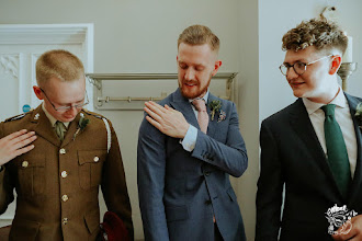Wedding photographer Matt Burgess. Photo of 21.11.2021