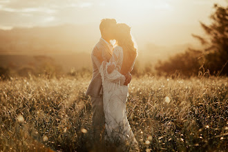 Fotógrafo de bodas Tom Hollow. Foto del 31.07.2019