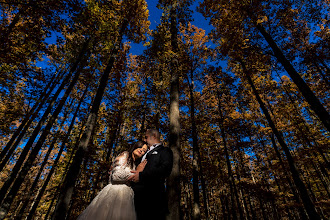 Wedding photographer Calin Dobai. Photo of 27.10.2021