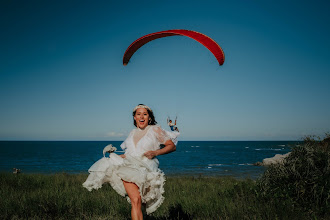 Wedding photographer Vitor Oliveira. Photo of 14.10.2023