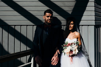 Wedding photographer Thomas Bonnin. Photo of 13.04.2019