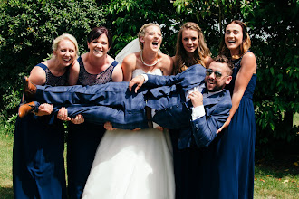 Svatební fotograf Kate Dixon. Fotografie z 01.07.2019