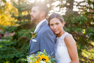 Fotografo di matrimoni Holly Birch Smith. Foto del 21.11.2019