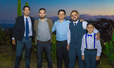 Fotógrafo de casamento Yeison Mejias Vasquez. Foto de 24.03.2019