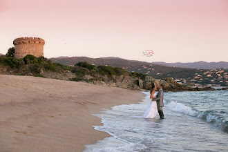 Wedding photographer Béatrice Baude. Photo of 14.04.2019