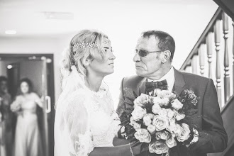 Fotógrafo de casamento Daisy Dots. Foto de 29.05.2019