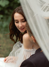 Bröllopsfotografer Nadezhda Glazkova. Foto av 05.04.2024