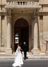Wedding photographer Anisa Alsabri. Photo of 25.06.2025