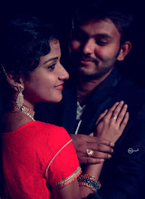 Bröllopsfotografer Rayudu Clickz. Foto av 10.12.2020
