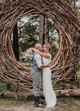 Wedding photographer Elena Ivasiva. Photo of 07.02.2019