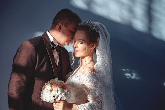 Jurufoto perkahwinan Mikhail Guliy. Foto pada 19.08.2017