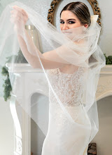 Wedding photographer Carolina Alamos. Photo of 02.03.2024