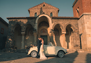 Wedding photographer Giuseppe Esposito. Photo of 09.09.2025