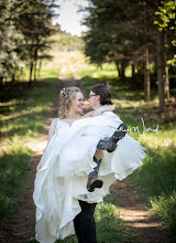 Wedding photographer Shelley Ward. Photo of 12.11.2020