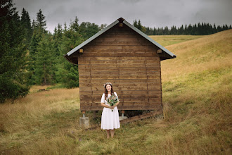 Fotografo di matrimoni Yana Zolotoverkhaya. Foto del 19.11.2020
