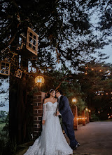 婚禮攝影師Abi De Carlo. 08.07.2025的照片