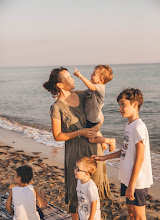 婚禮攝影師Elena Komarova. 03.08.2021的照片