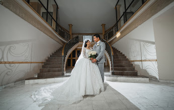 Wedding photographer Alvaro Bustamante. Photo of 14.03.2025