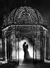 婚姻写真家 Richard Cowen. 01.10.2024 の写真