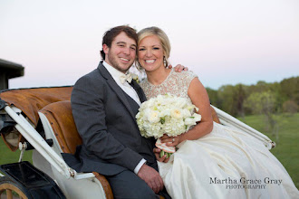 Fotografo di matrimoni Martha Gray. Foto del 08.09.2019