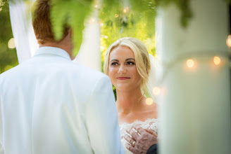 Photographe de mariage Tom Rossini. Photo du 01.06.2023