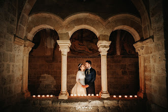 Wedding photographer Dani Mantis. Photo of 30.03.2024
