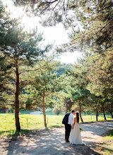 Wedding photographer Krisztina Kaposvári. Photo of 30.07.2025