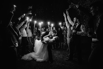 Wedding photographer Shane Watts. Photo of 15.05.2025