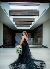 婚禮攝影師Angie Alfaro. 27.10.2023的照片