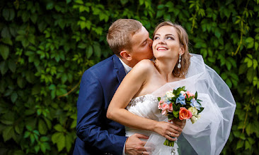 Wedding photographer Evgeniy Mezencev. Photo of 19.04.2017