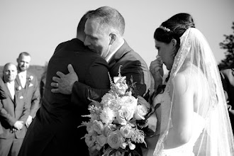 Wedding photographer Angela Ryan. Photo of 01.06.2023