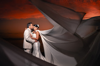 Fotógrafo de bodas Yamil Calderon. Foto del 05.08.2025