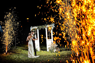 Fotógrafo de casamento Tikhomirov Evgeniy. Foto de 30.11.2017